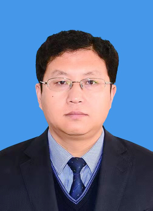 张旭东